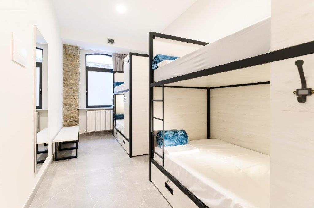 Logune Rooms Vitoria-Gasteiz Exteriör bild