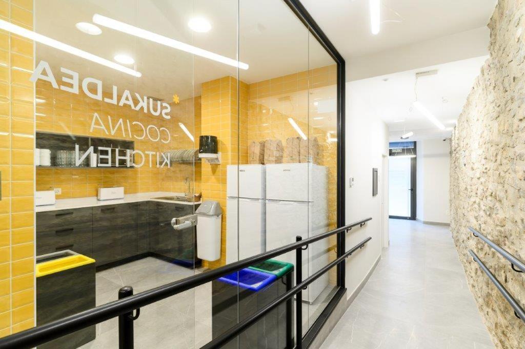 Logune Rooms Vitoria-Gasteiz Exteriör bild