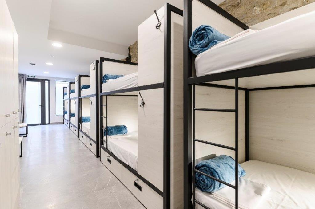 Logune Rooms Vitoria-Gasteiz Exteriör bild